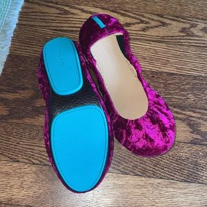 Tieks Tyrian limit edition purple velvet flats 8